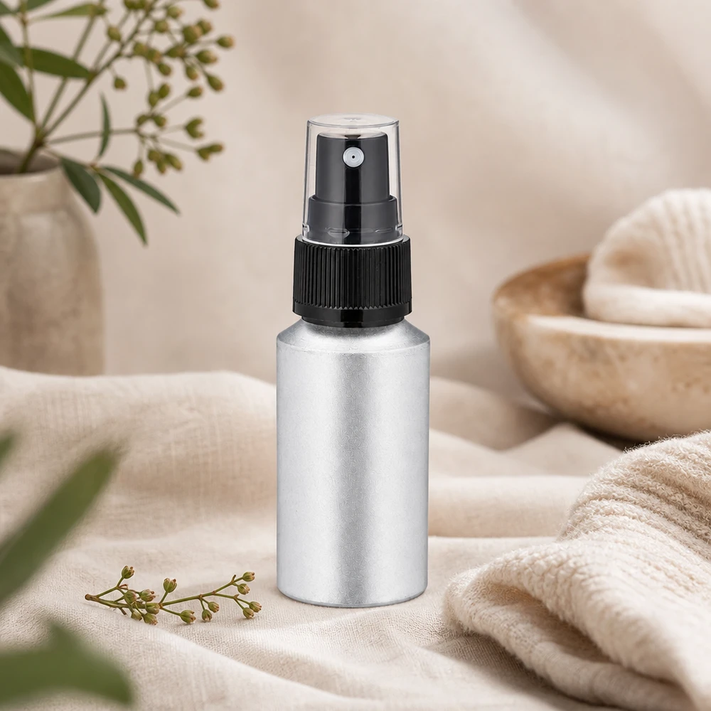 Pratico flacone in alluminio macchiato da 30 ml con nebulizzazione fine per la routine di bellezza e la cura della pelle
