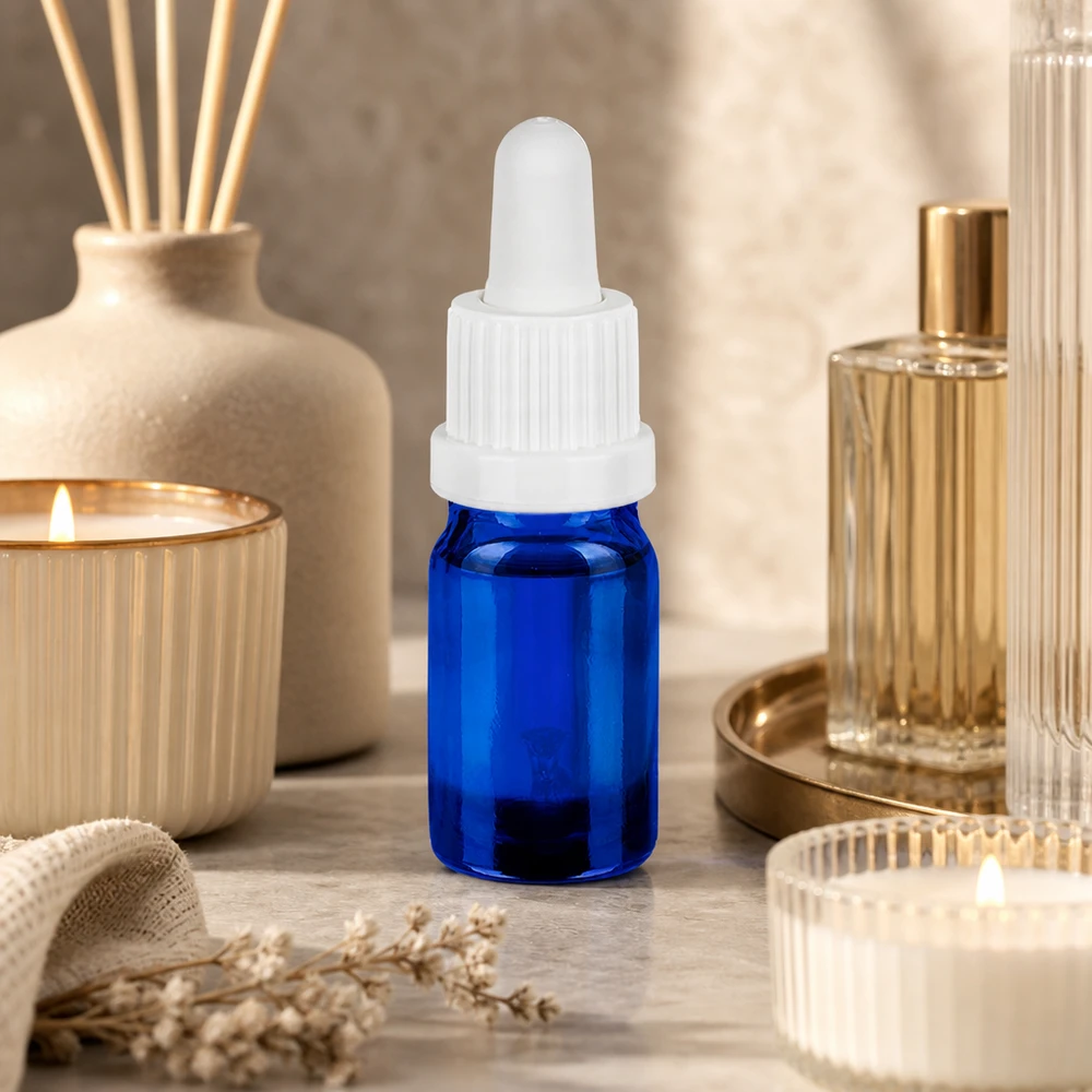 Pratico flacone a pipetta da 5 ml in qualità di farmacista per la conservazione sicura dei principi attivi