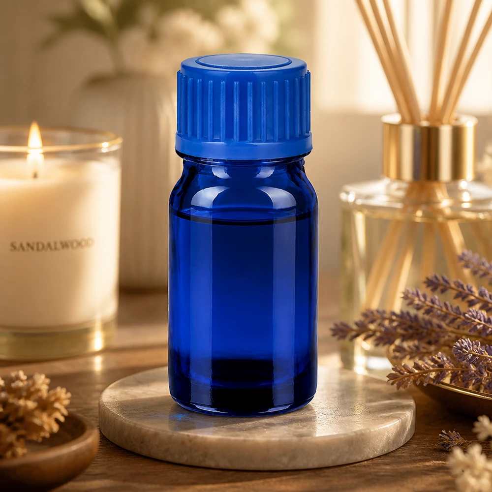 Flacone Premium da 5 ml con tappo scanalato per facilitare l'applicazione.