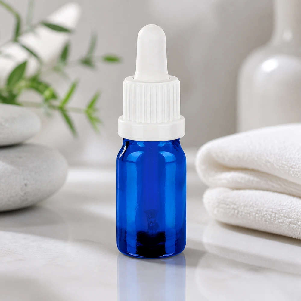 Pratico flacone contagocce da 5 ml con filettatura UT18 per una facile ricarica e una conservazione sicura.