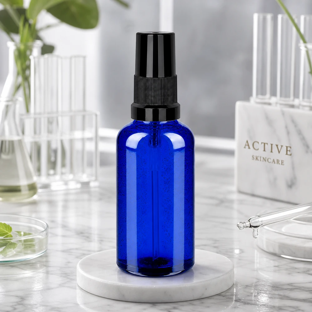 50ml Sprayflasche schwarz Standardverschluss BlueLine UT18/50 Praktische 50ml BlueLine Sprayflasche mit schwarzem STD Sprühkopf für Reise und unterwegs