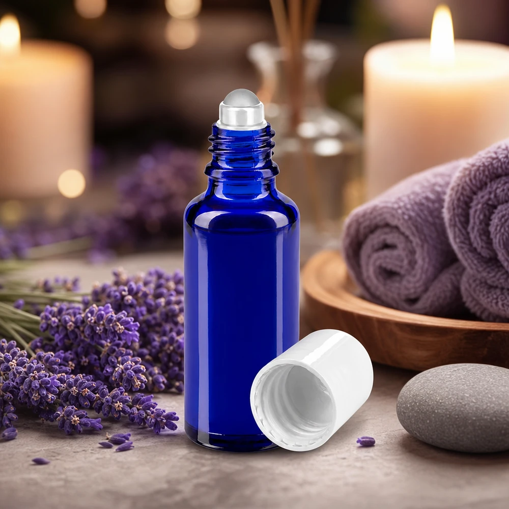 Apothekenflasche blau 30ml Roll-On Verschluss weiß Blaue Roll-On Applikatorflasche 30ml aus UV-Schutzglas mit weißem Kunststoffdeckel