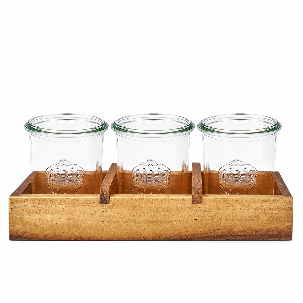 Vassoio di servizio Box3 in legno di acacia per 3 tumbler WECK. WECK barattoli in legno d'acacia scatola di servizio3 vista frontale tre tumbler in supporto di legno a grana naturale