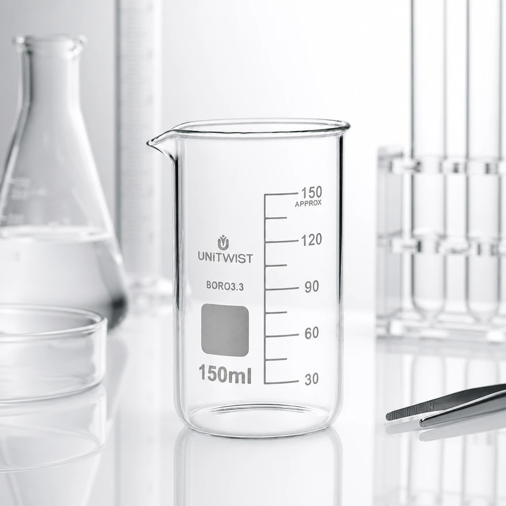 Bicchiere 150ml in borosilicato, forma alta UNITWIST UNITWIST Bicchiere da laboratorio da 150 ml, forma alta, borosilicato 3.3, con beccuccio e graduazione su fondo bianco