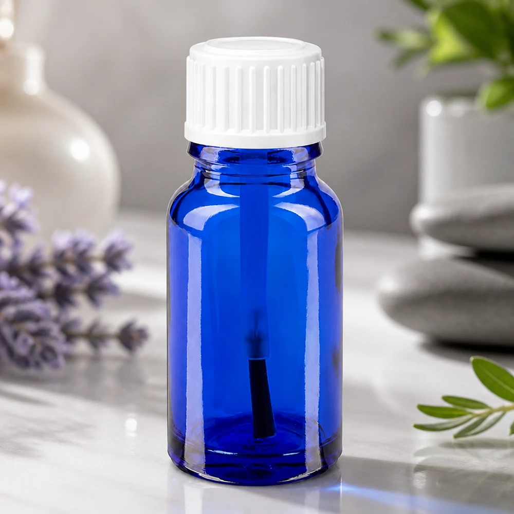 Apothekenflasche blau 10ml Schraubverschluss weiß Pinsel Kompakte blaue Pinselflasche 10ml aus UV-schützendem Apothekerglas mit weißem Deckel