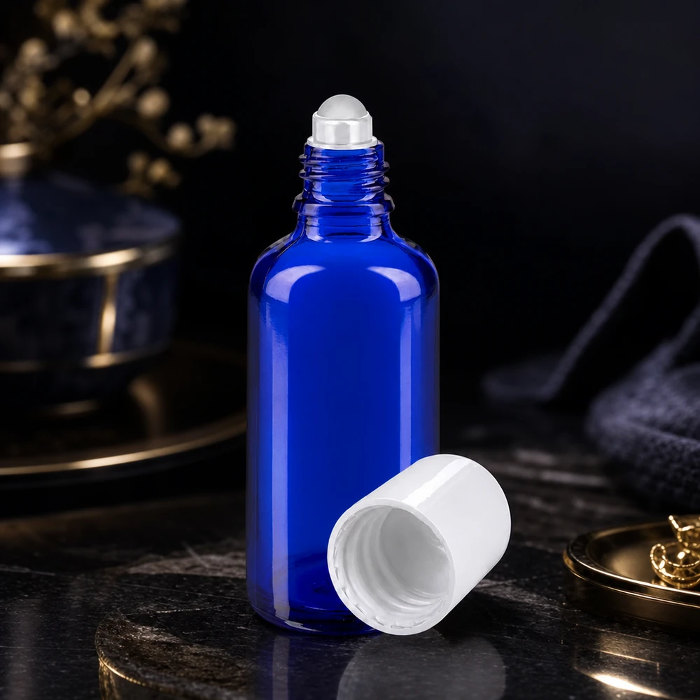 Blaue lichtschutzende 50ml Apothekerglasflasche mit Rollkugel ideal für Seren und Pflegeöle