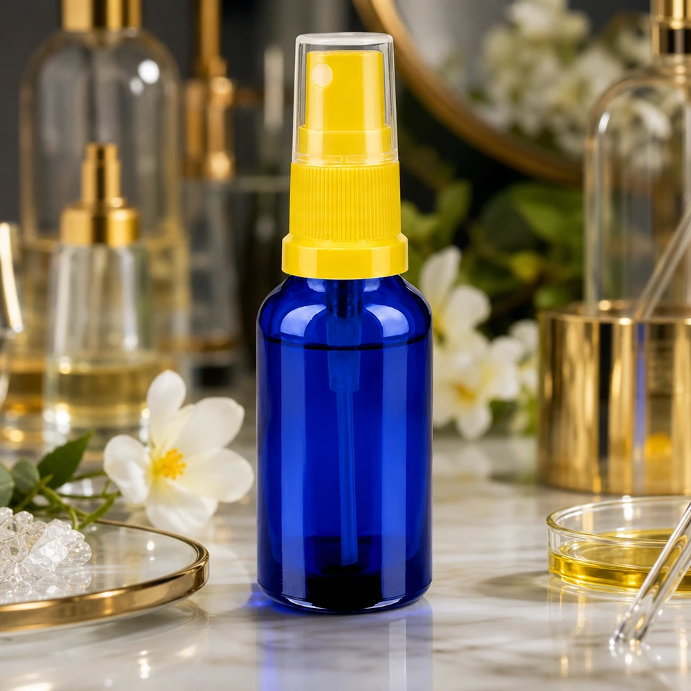Piccolo flacone spray da 30 ml con getto preciso, ideale per spray e tonici per il viso