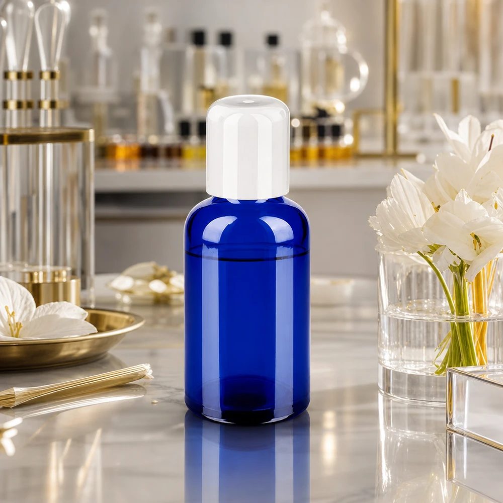 Il flacone roll-on in vetro 50ml STD UT18/50 in blu cobalto protegge gli oli essenziali sensibili alla luce