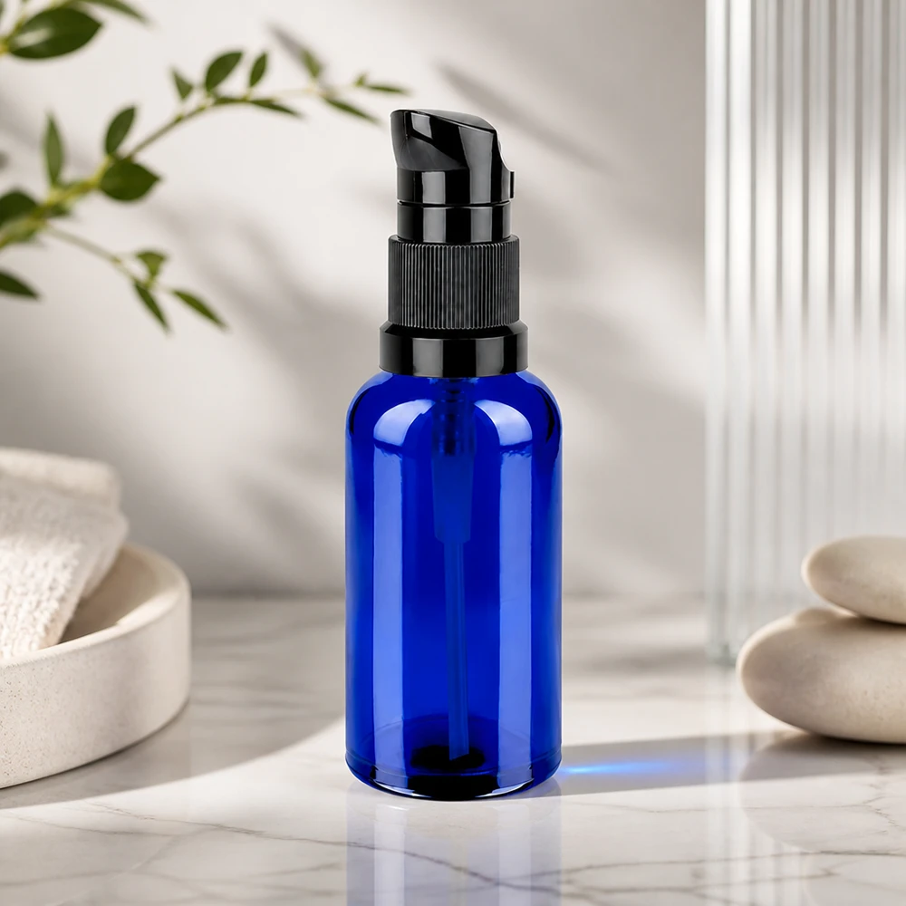 Flacone a pompa blu di alta qualità 50ml STD BlueLine UT18/50 con meccanismo di dosaggio preciso nero