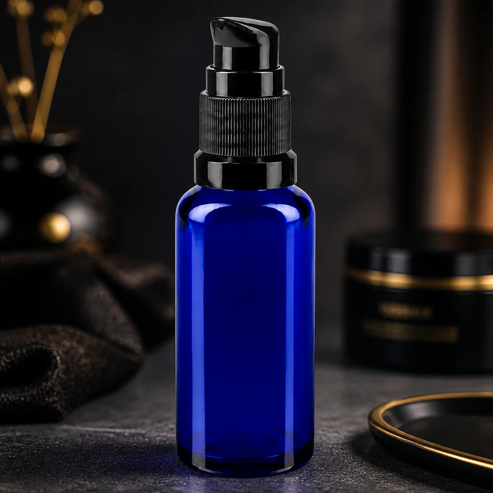 Apothekenflasche blau 30ml PumpVerschluss schwarz Standard Hochwertige blaue 30ml Dosierflasche aus Apothekenglas mit schwarzem Pumpaufsatz STD